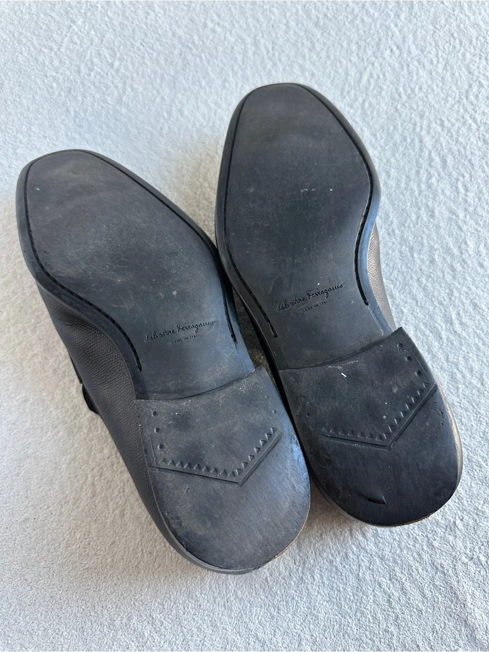 Salvatore Ferragamo black pebbled leather penny‎ loafer size 12 EE